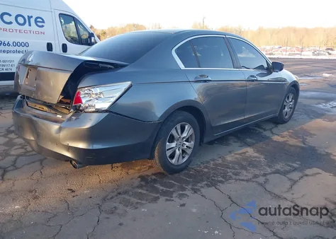 2010 Honda Accord 2.4 Lx-P z USA, uszkodzony, nr VIN 1HGCP2F4XAA079589